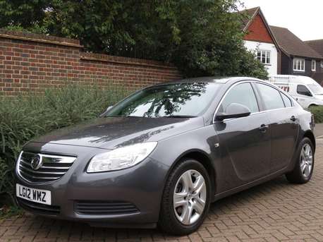 VAUXHALL INSIGNIA