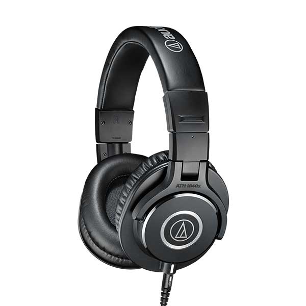 Cutting-edge engineering and robust construction
40 mm drivers with rare earth magnets and copper-clad aluminum wire voice coils
Tuned flat for incredibly accurate sound monitoring across the entire frequency range
Circumaural design contours around the ears for excellent sound isolation in loud environments
90° swiveling earcups for easy, one-ear monitoring
Professional-grade earpad and headband material delivers more durability and comfort
Collapsible for space-saving portability
Detachable cable (includes 1.2 m – 3.0 m coiled cable and 3.0 m straight cable)
For professional studio tracking and mixing, as well as DJ monitoring