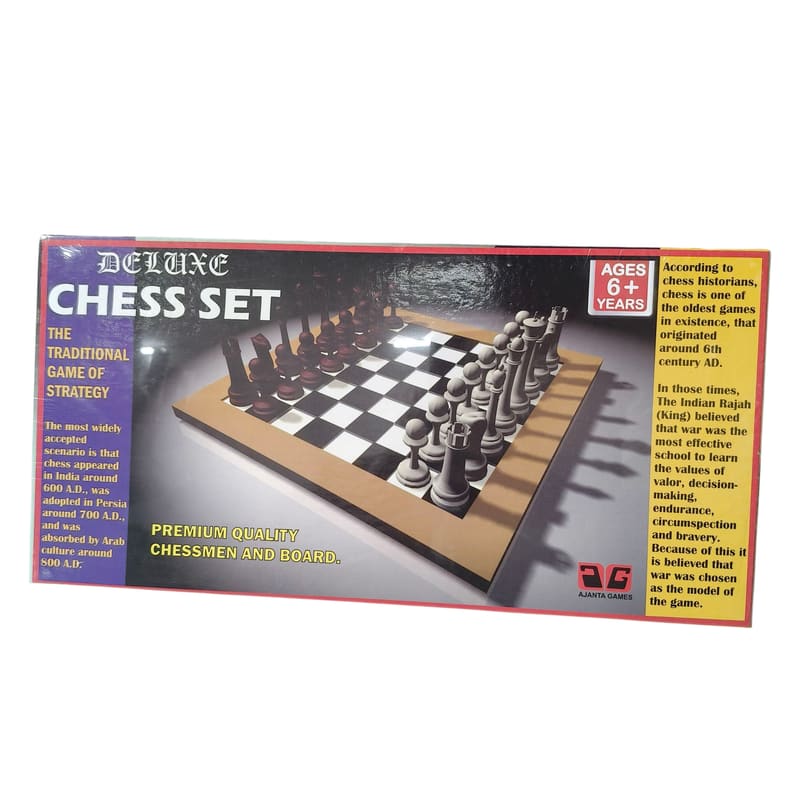 Deluxe chess set