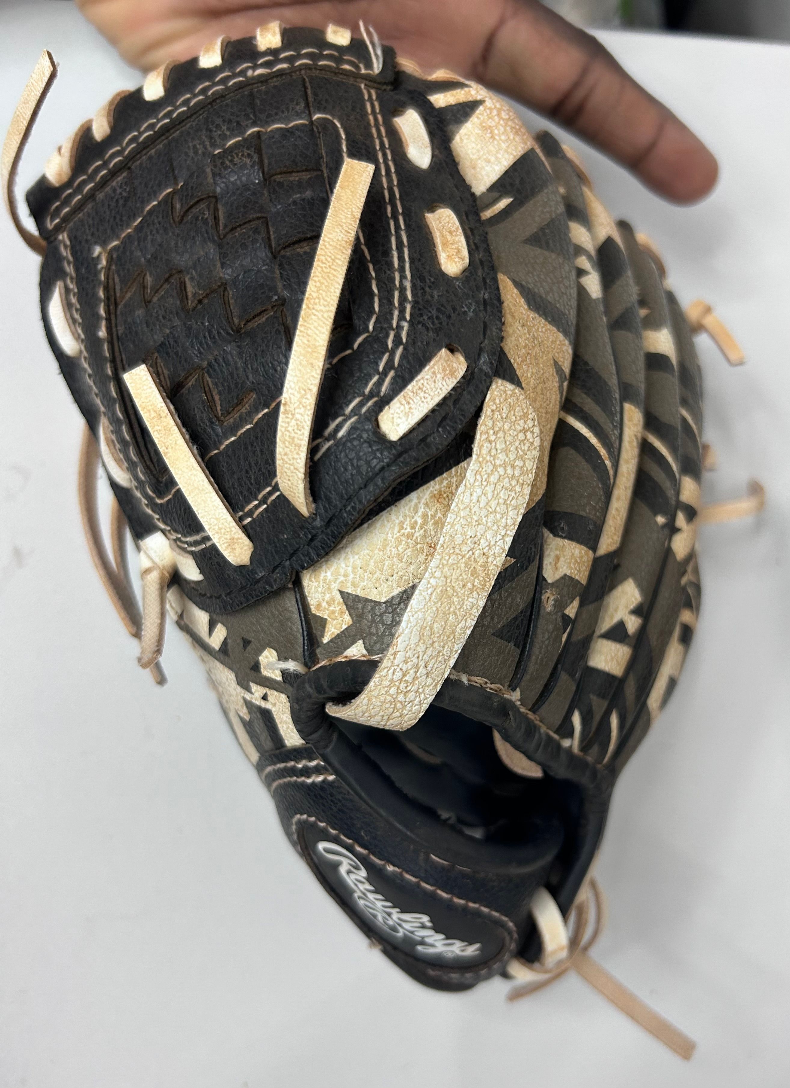 Guantes Rawlings "9" Blanco con Negro - Zurdo -De niños - Usado