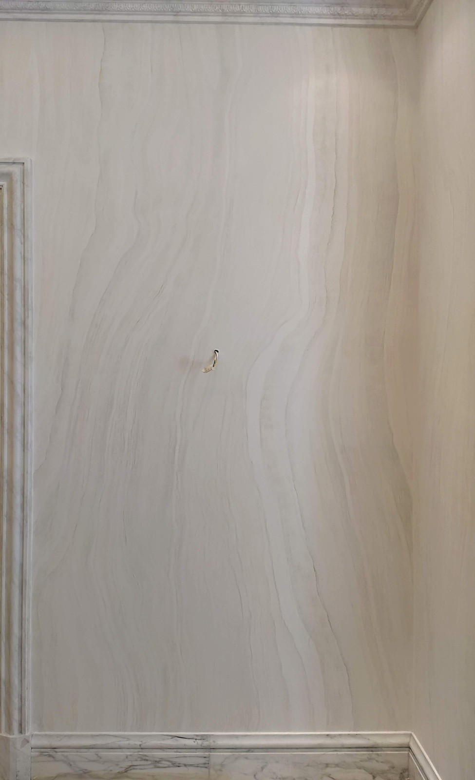 Décor en faux marbre réalisé dans une villa en Arabie Saoudite