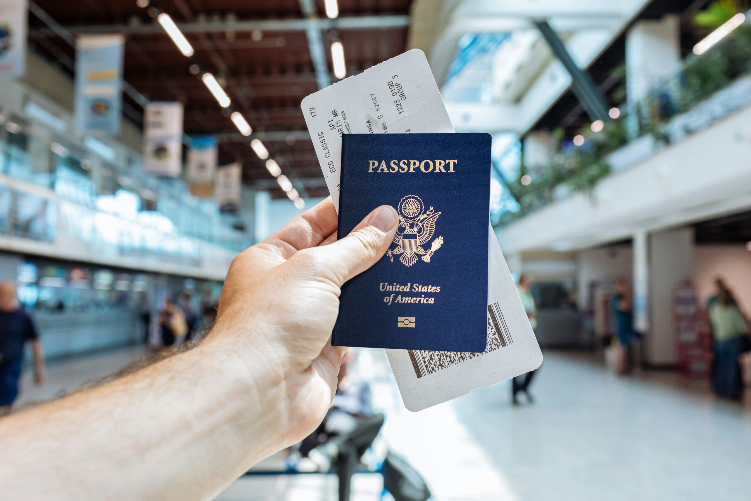 Top Smart Tips to Save Money on Flight Tickets in 2026