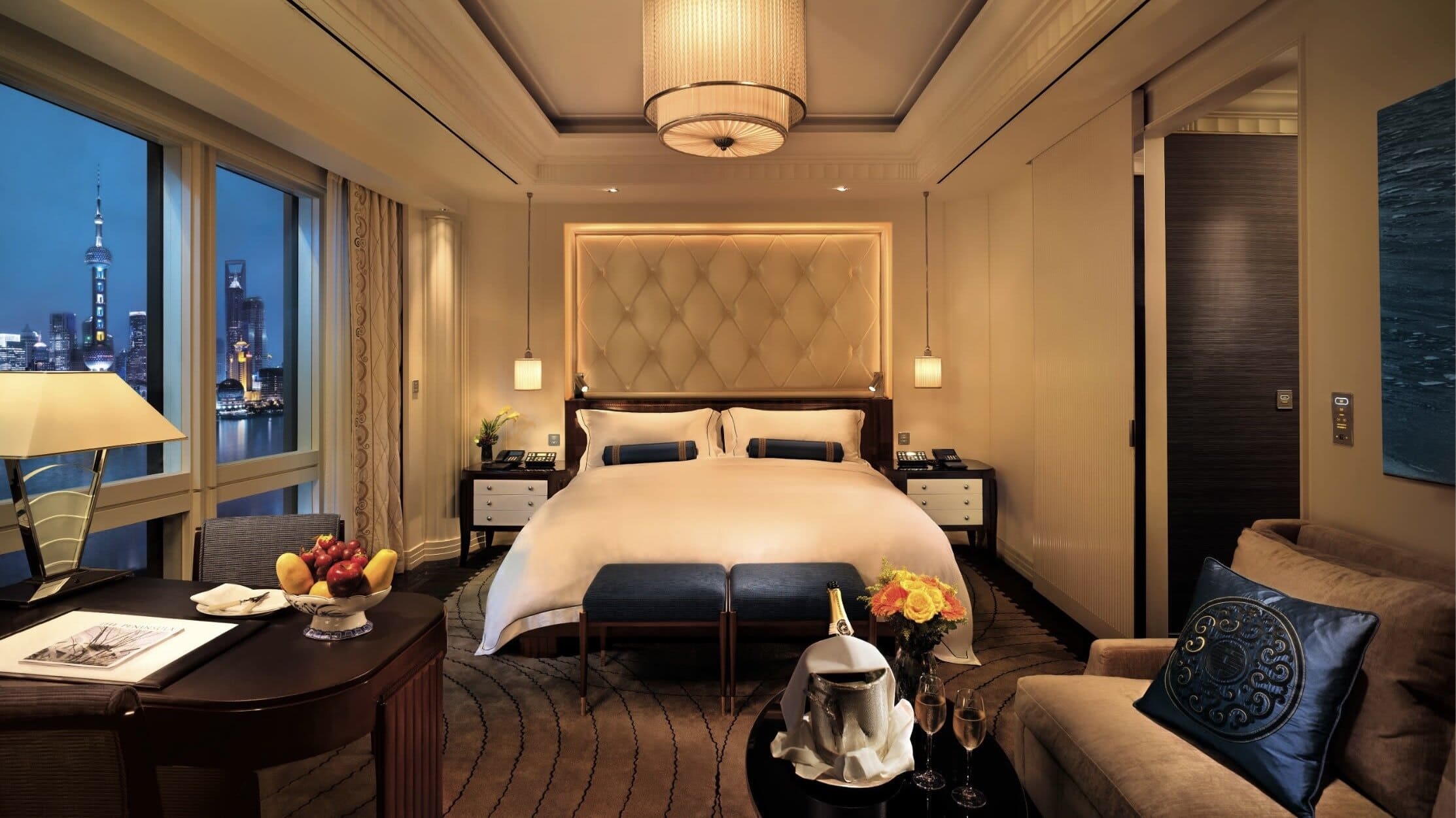 Top 10 Hotel Booking Websites Compared: Find the Best Deals for Your Trips