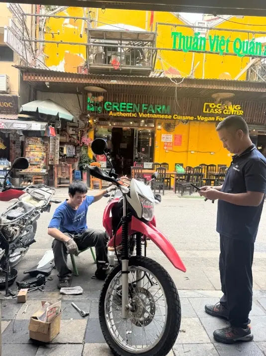 I got a flat tyre - but easy to fix