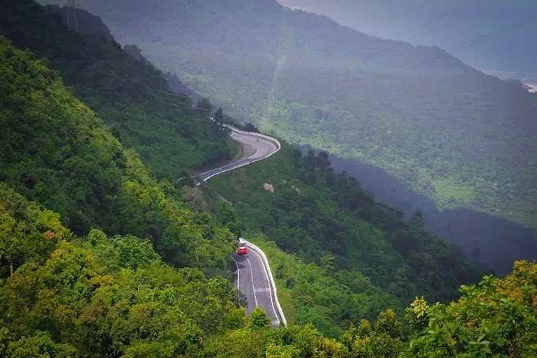  Hai Van Pass Ride: Vietnam's Stunning Coastal Highway and Best Stops Along the Route