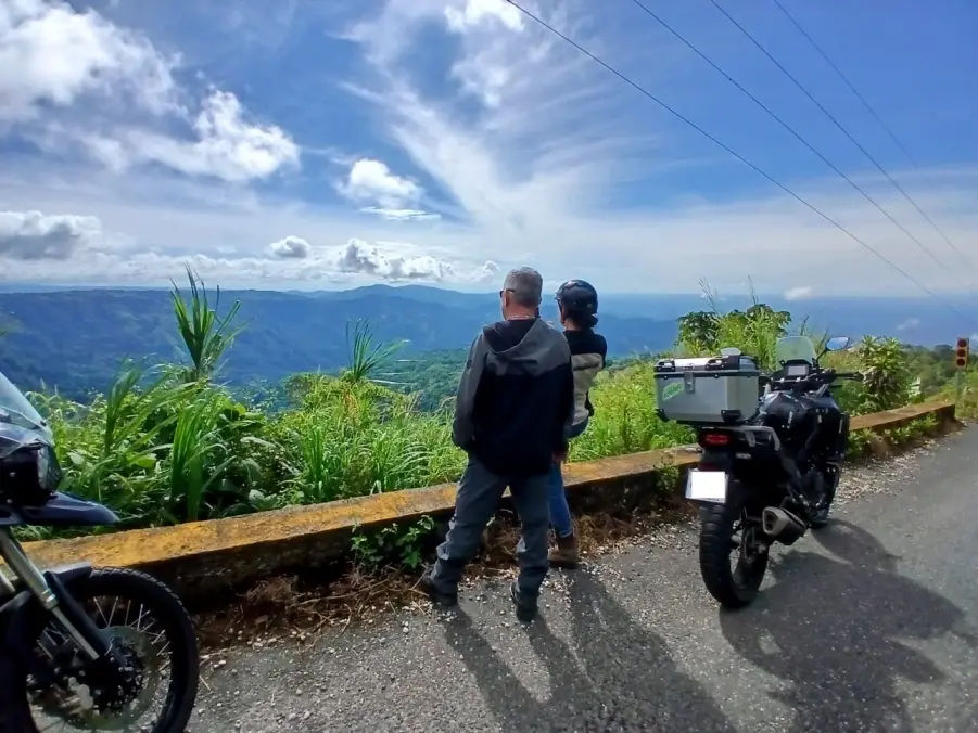 The best rest stops on Northern Vietnam's motorbike routes are vibrant towns like Mai Chau, Ninh Binh (Tam Coc/Trang An), Sapa, Ha Giang City, Dong Van, and Cao Bang, offering local food, homestays, and stunning scenery (terraced rice paddies, limestone peaks, Ba Be Lake) with key passes like Khau Pha and Ma Pi Leng acting as scenic stops themselves