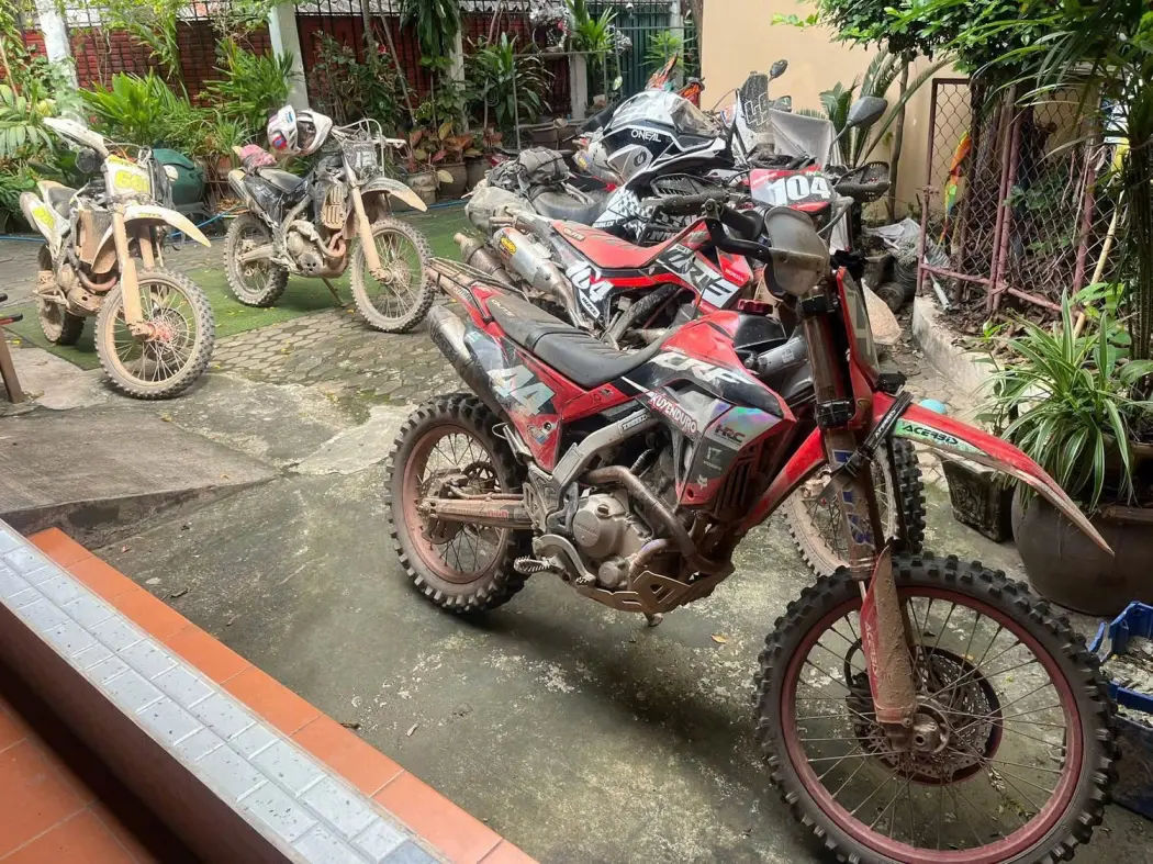 3 weeks tours across vienam laos cambodia with dirt bike