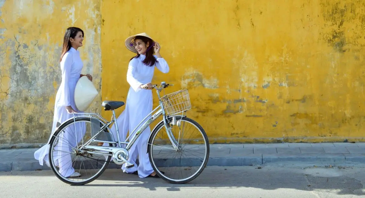 Ao Dai Vietnam national dress