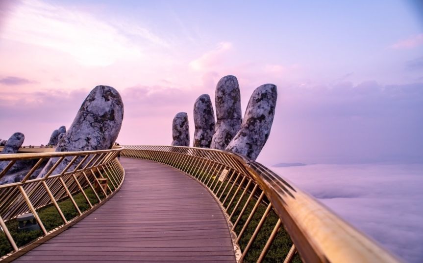 golden hand bridge