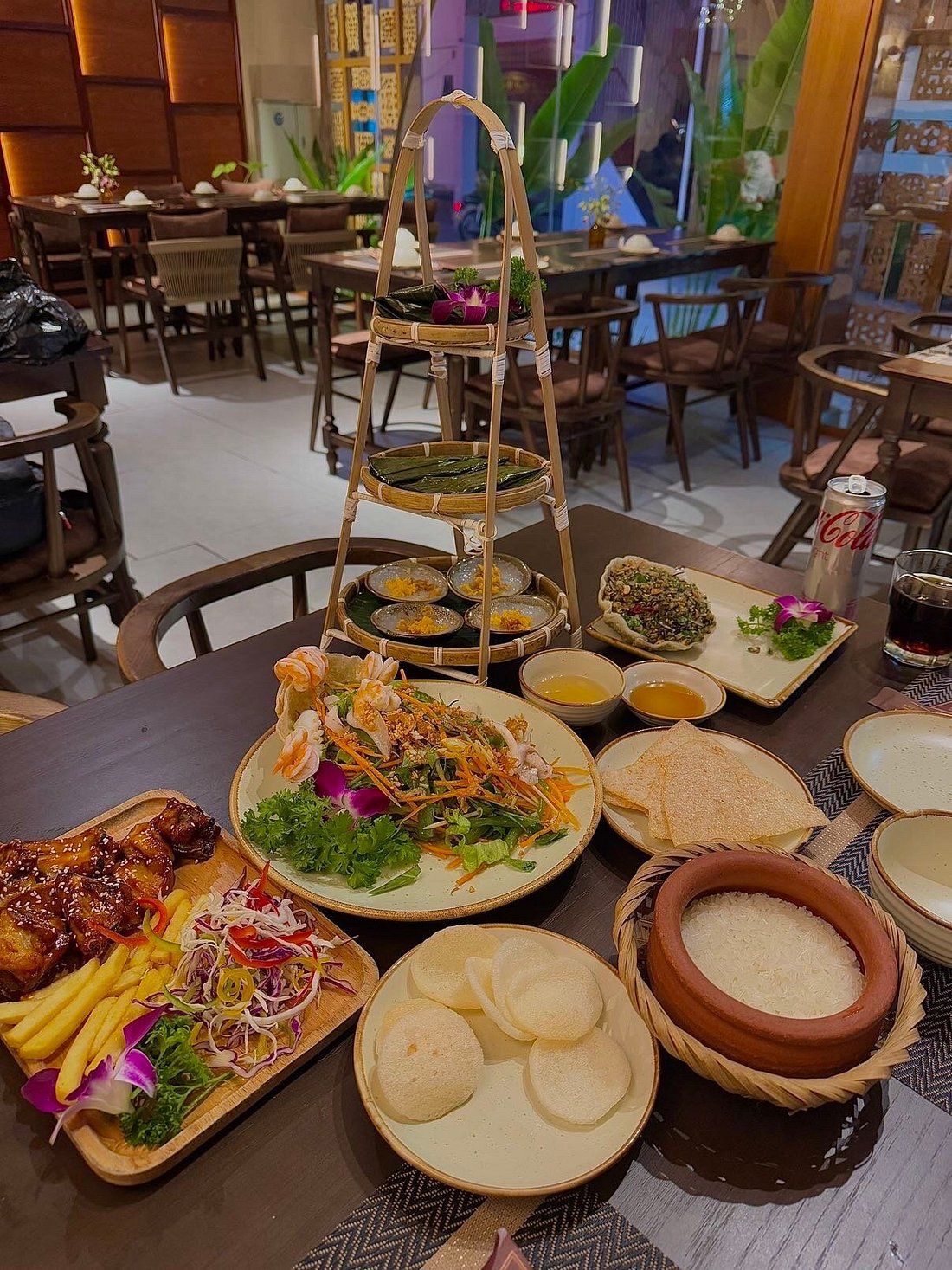 Nhà Hàng Khải Hoàn