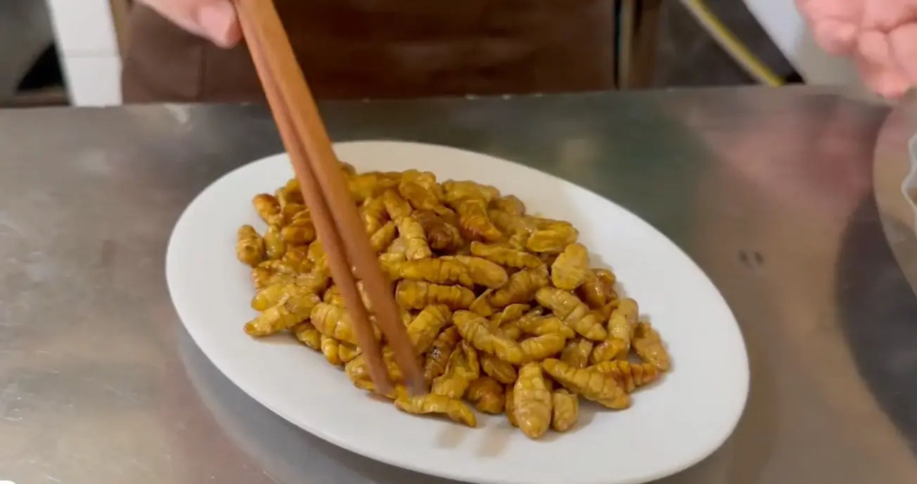 3. Silkworm Pupae (Nhộng tằm)