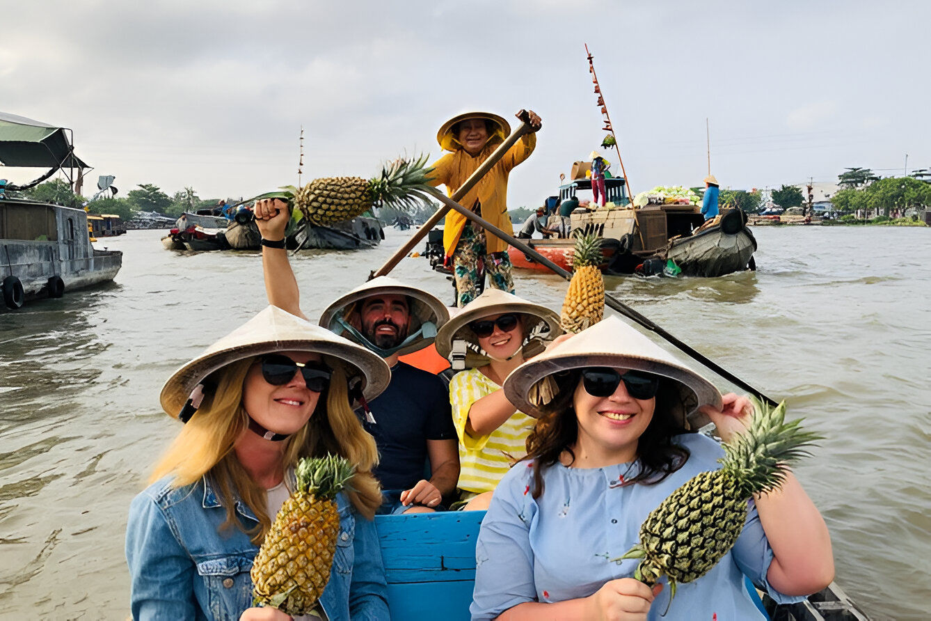 vietnameseprivatetours.com in mekong delta