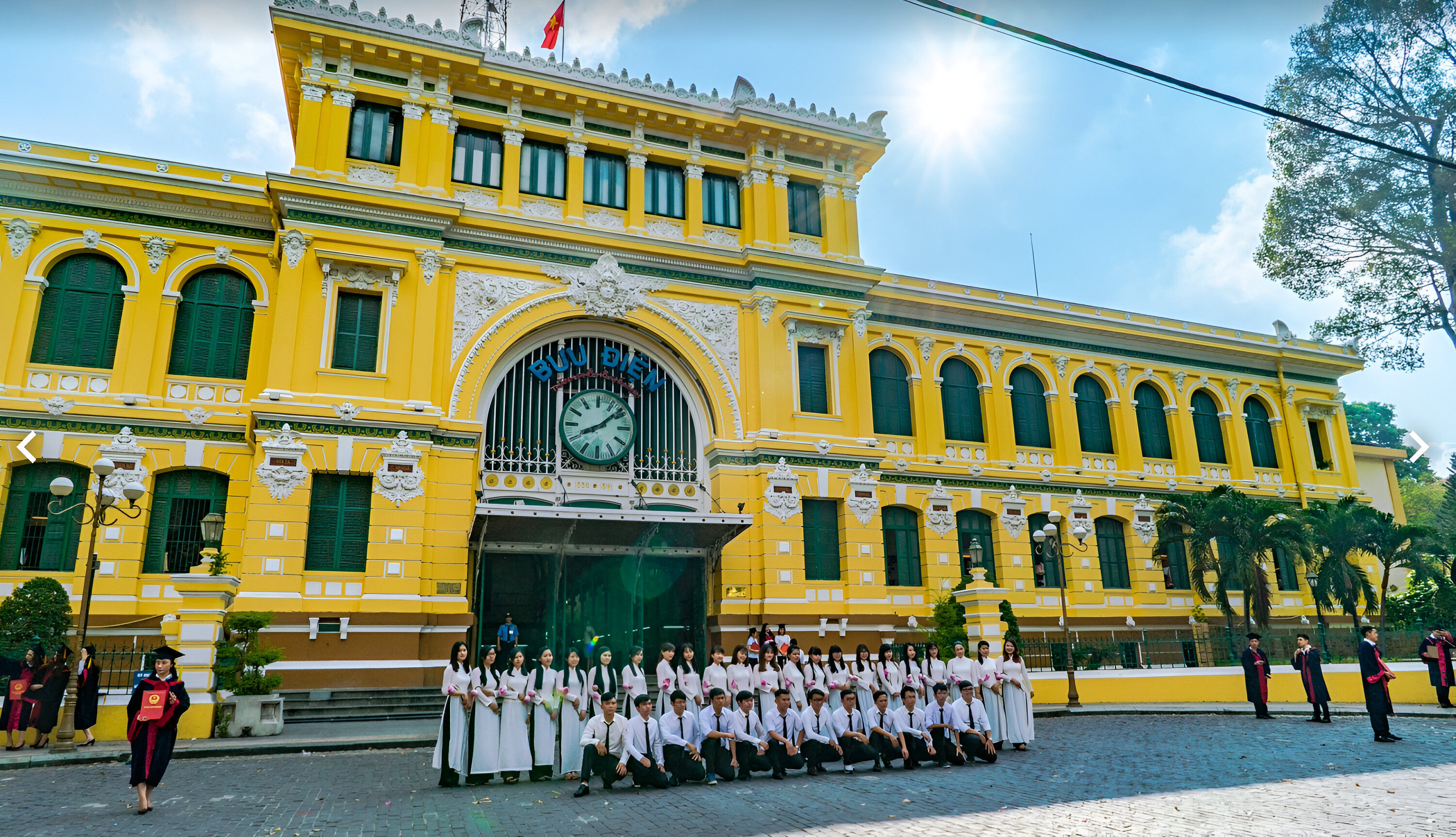 Things to do at Saigon Center Post Office