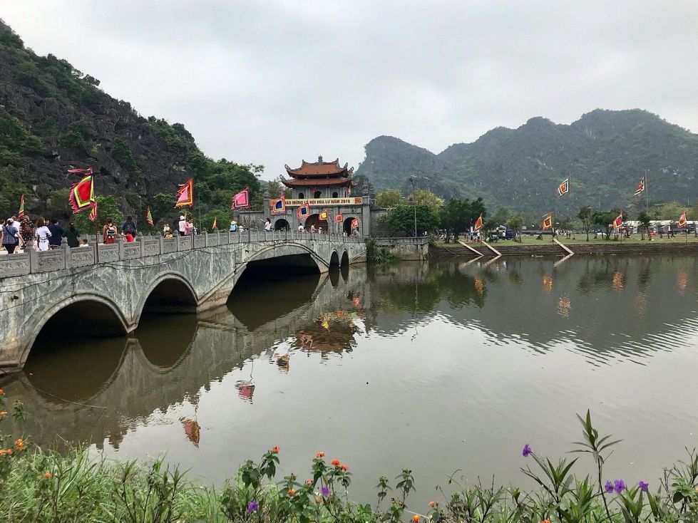  Hoa Lu' Ancient Capital is not a must-see. During our visit there were a lot of big tourist groups. The entrance fee is only 20.000 VND per adult. Our highlight was the viewpoint.