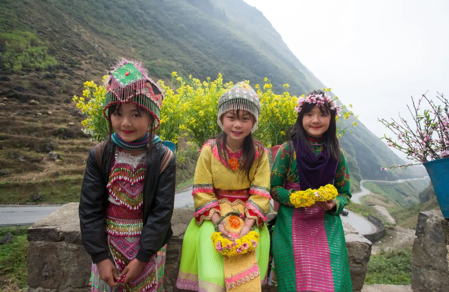 the local girls in ha giang
