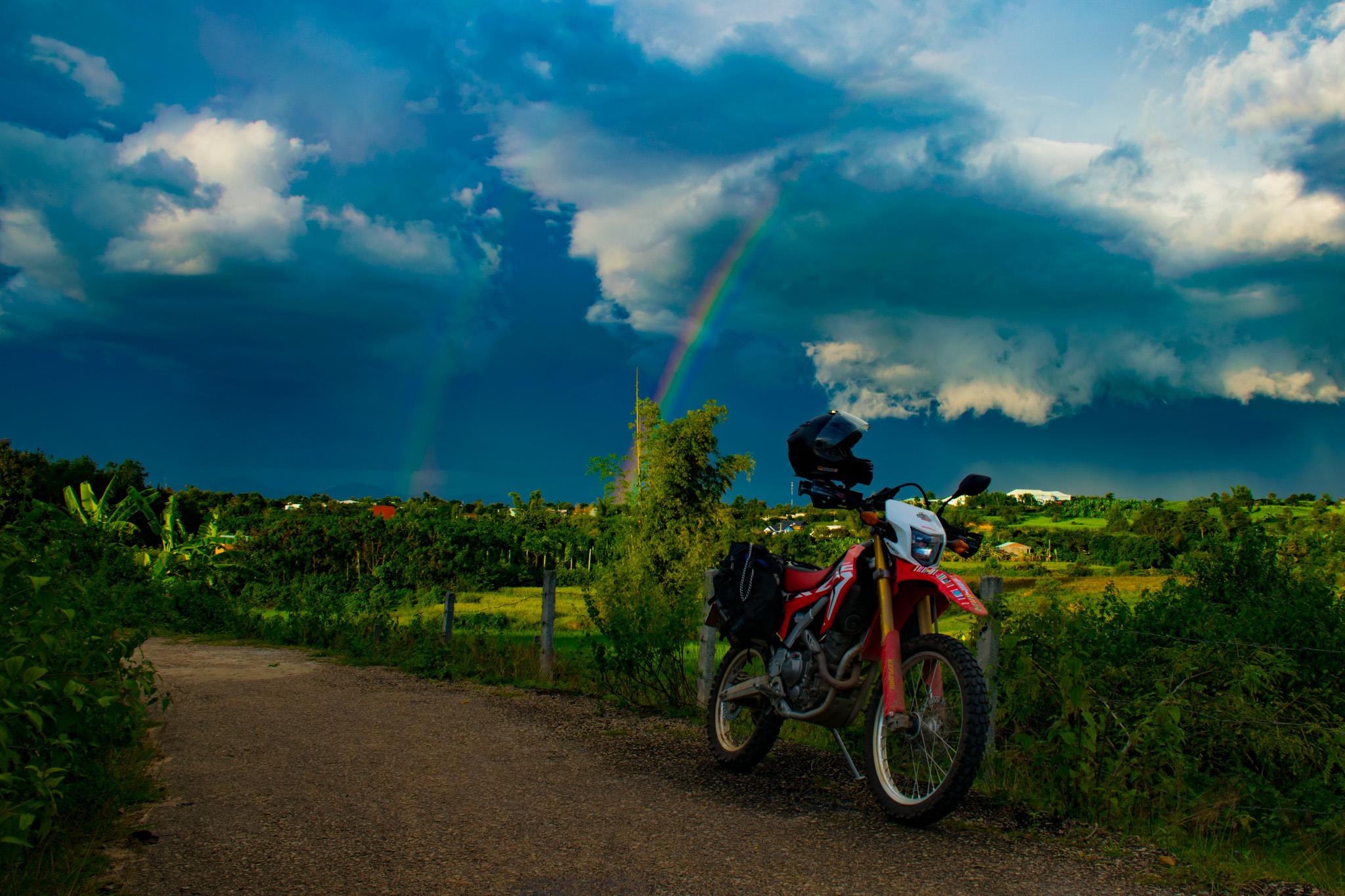 We host premium motorbike tours in Vietnam all year round with rides ranging from 1 to 21 days. Our adventurers include solo riders, pillion experience, couples, groups of friends and motorcycle clubs.