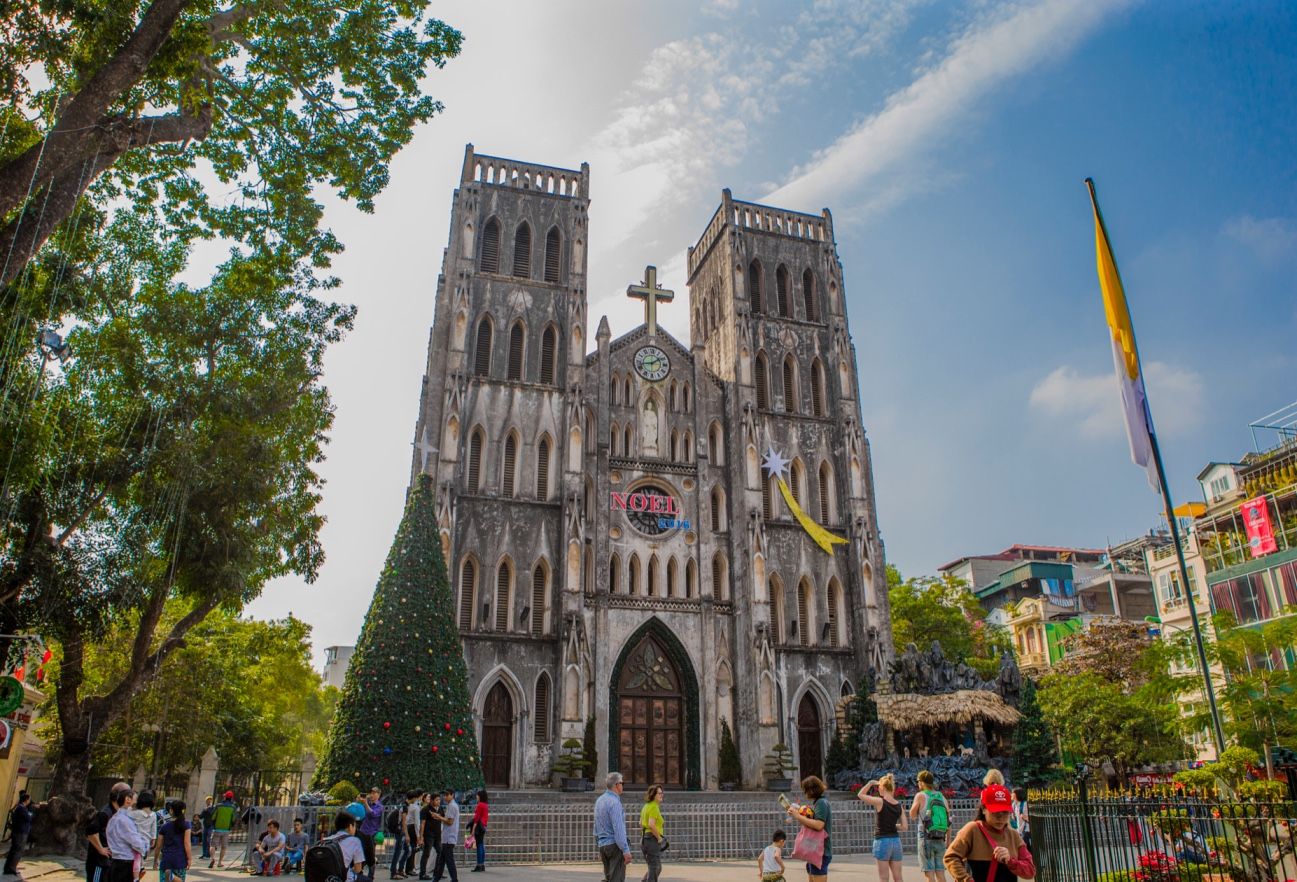 St Joseph’s Cathedral (Nha Tho Lon)