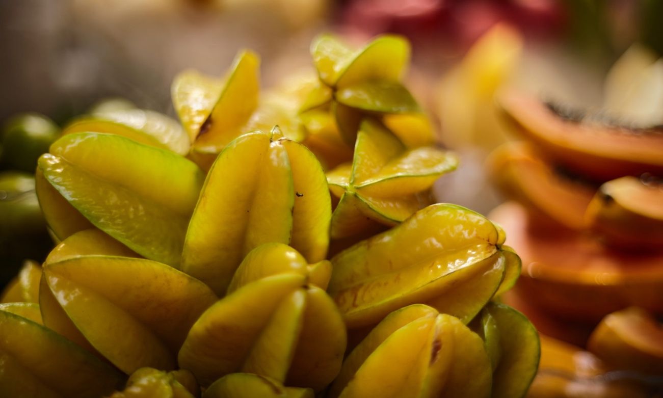 Star fruit (Carambola): Vietnamese Fruit Name: Khế