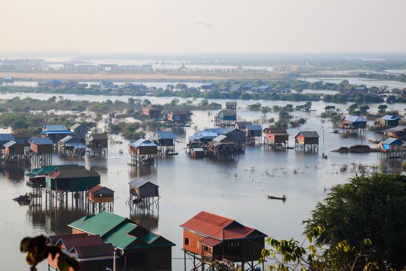 The Tonle Sap lake, in Cambodia, is one of the most unique ecological water wonders in the world. It is the largest lake in South East Asia and changes in size and dimension every wet season. That's why the houses are on stilts.