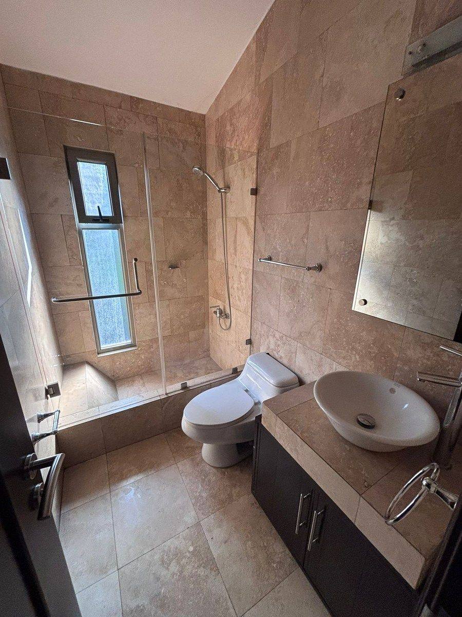 Zona 10 | El Prado | Casa en Venta
