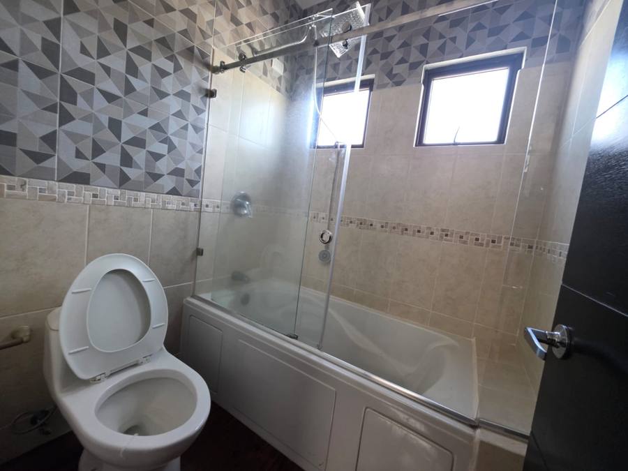 Casa en Zona 16 | Vistas de San Isidro II