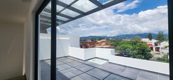 Casa en Guatemala - Residencia Exclusiva en Elgin | Zona 13
