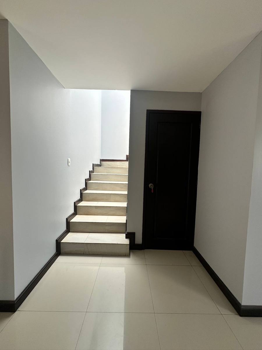 Casa en La Fontana | CAES