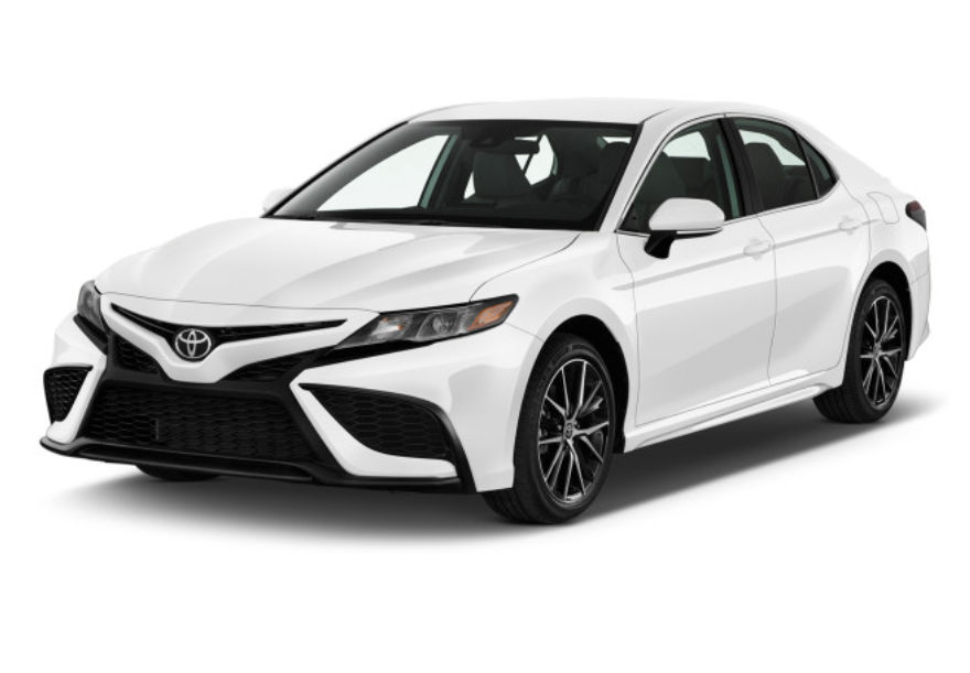 Camry Car – 4-seater for Umrah taxi service