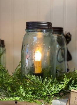 Mason Jar Lamp