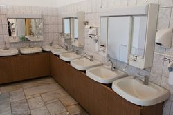 Питание в Санатории Буг - умывальники