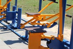 Отдых в Санатории Берестье - уличные тренажёры