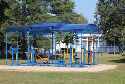 Отдых в Санатории Берестье - уличные тренажёры