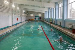 Лечение в Санатории Берестье - плавательный бассейн с минеральной водой Лечение в Санатории Берестье - плавательный бассейн с минеральной водой