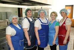 Питание в Санатории Энергетик - персонал столовой