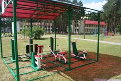 Лечение в Санатории Энергетик - уличные тренажёры