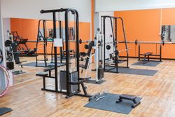 Отдых в Санатории Энергетик - тренажёрный зал