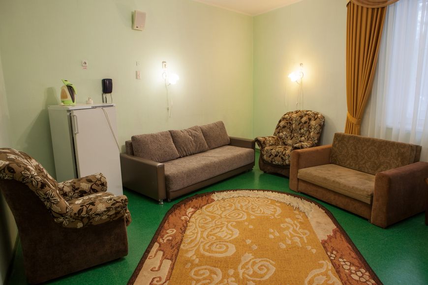 Номерной фонд Санатория Ружанский - 2-местный 2-комнатный семейный корп. 4