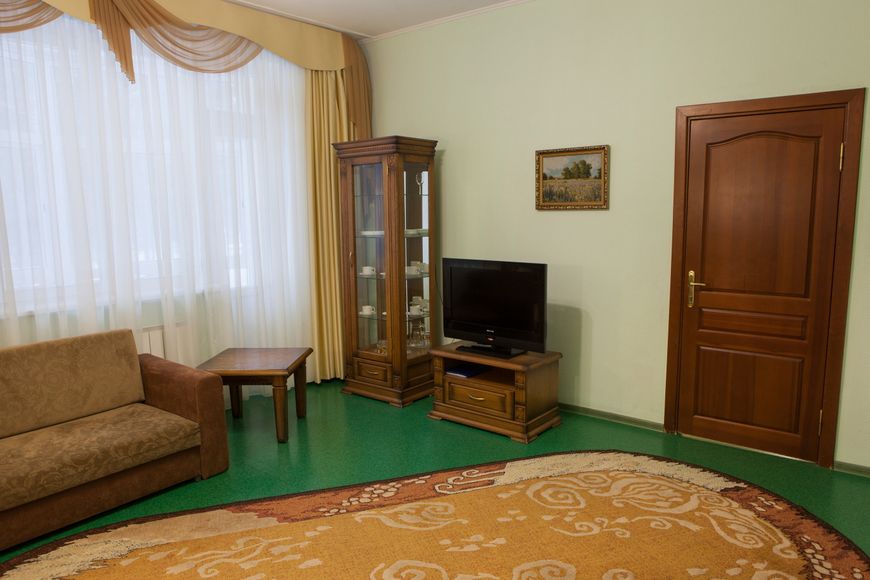 Номерной фонд Санатория Ружанский - 2-местный 2-комнатный семейный корп. 4