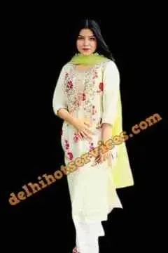 Saleena - Cheap Delhi Call Girls