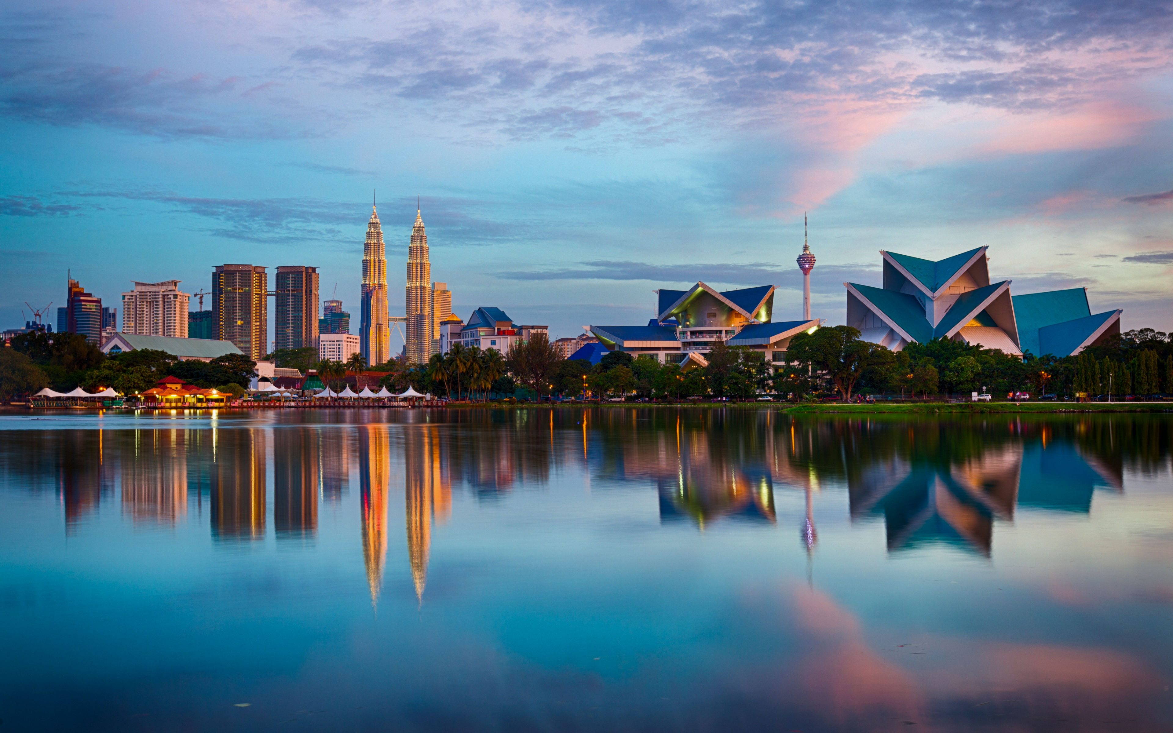 Iconic Twin Towers in Malaysia