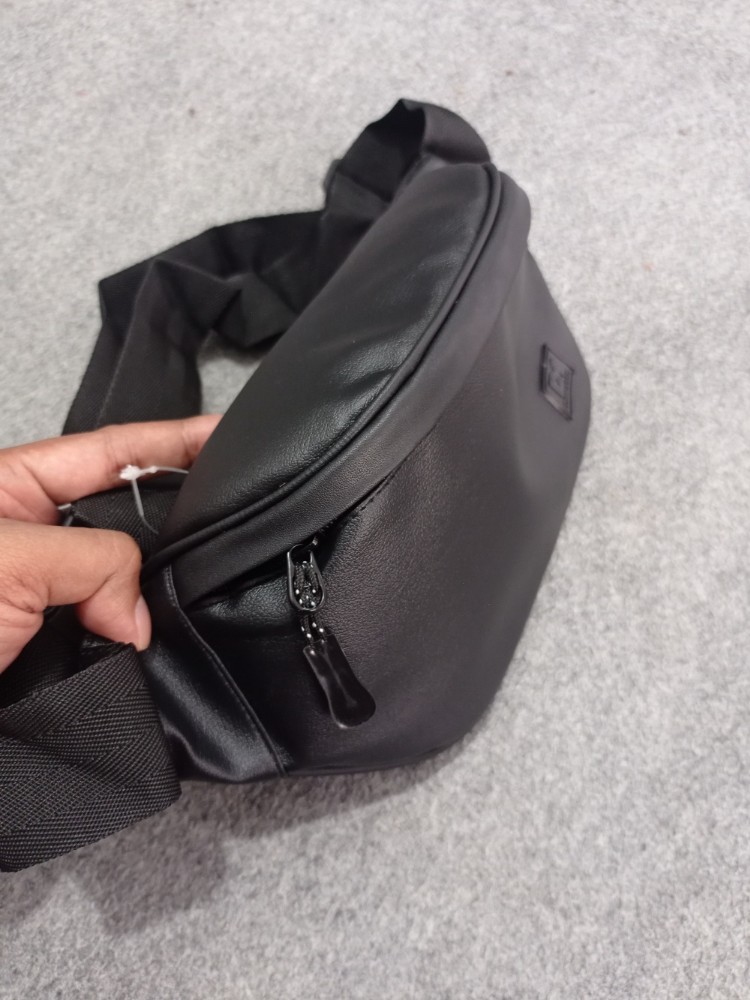 Produk Tas Dada Pria Premium Kulit Pu High End Waist Bag Import Hitam