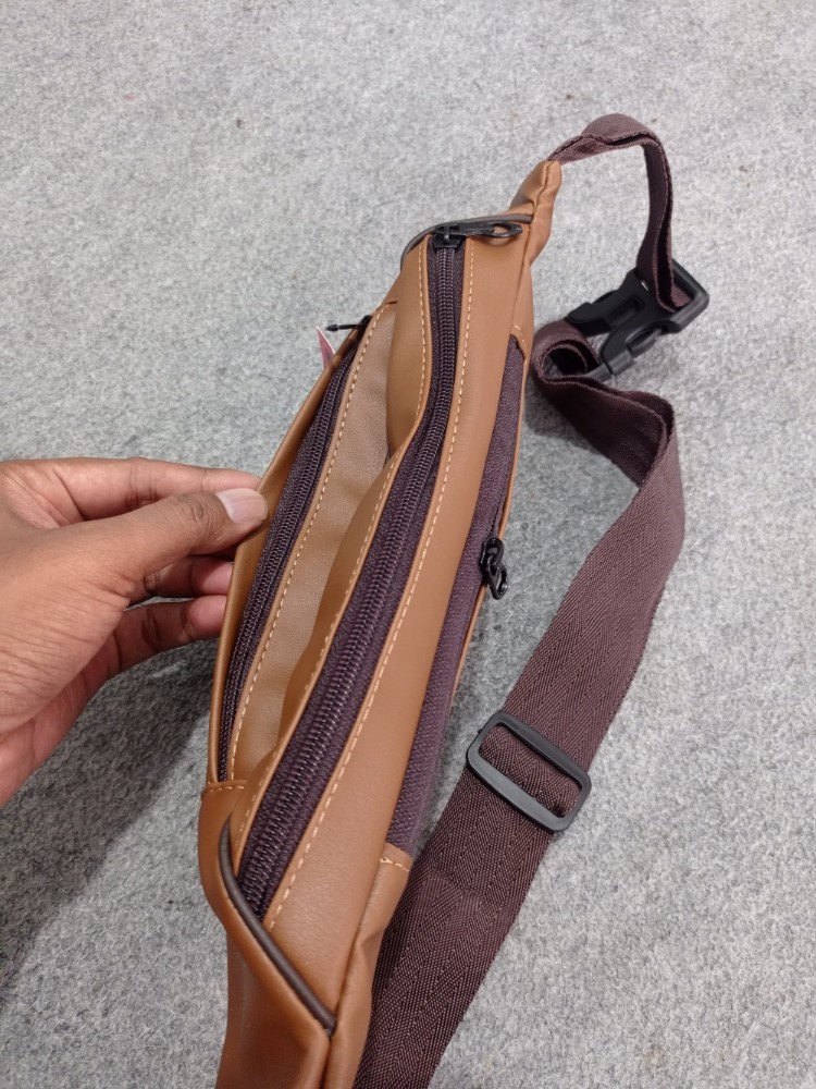 Produk Tas Pinggang Pria Coklat Muda Waist Bag Kulit Sintetis Premium - Light Brown