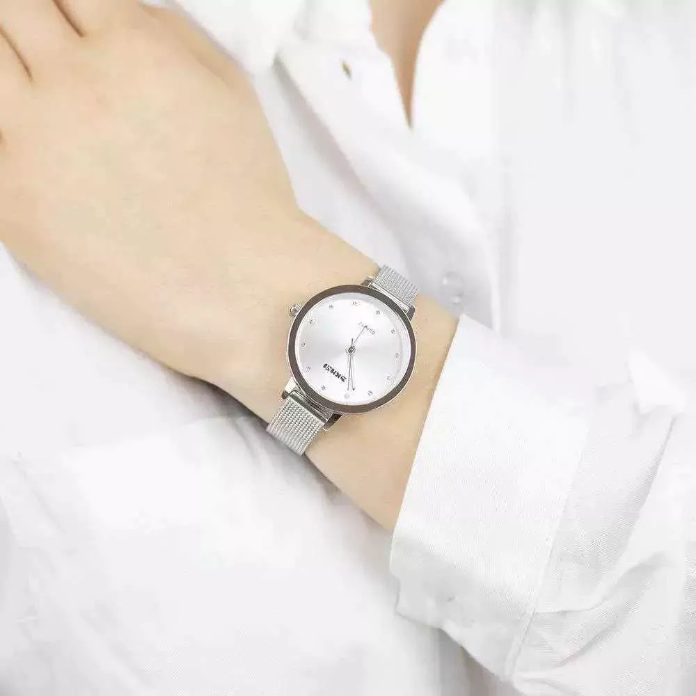 Produk Jam Tangan Wanita Casual Analog Original Rantai Stainless Steel Silver