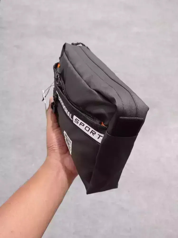Produk Tas Selempang Handbag Pria Simpel Kain Waterproof Warna Hitam Tas Sepeda