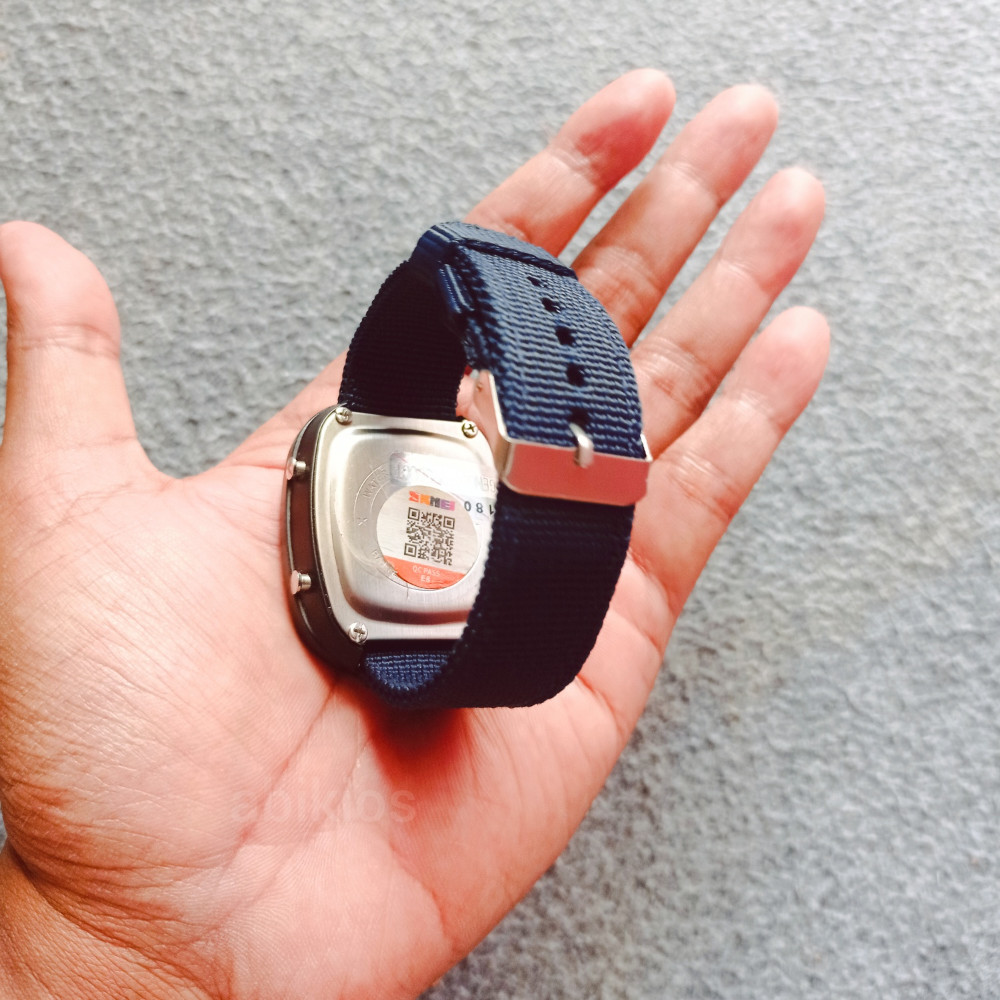 Produk Jam Tangan Digital Strap Kanvas Blue Good Simple Fashionable