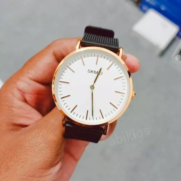 Produk Jam Tangan Analog Vintage Casual 1181 40mm Rubber Black