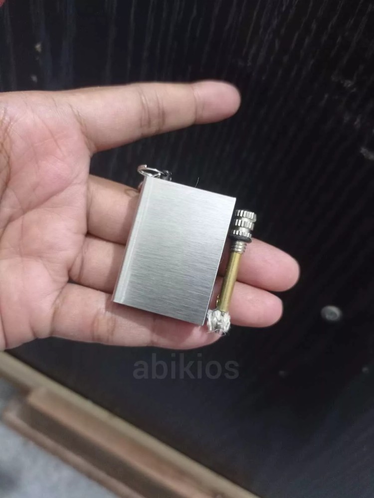 Produk Gantungan Kunci Korek Simpel Model Gesek Silver Good Camping