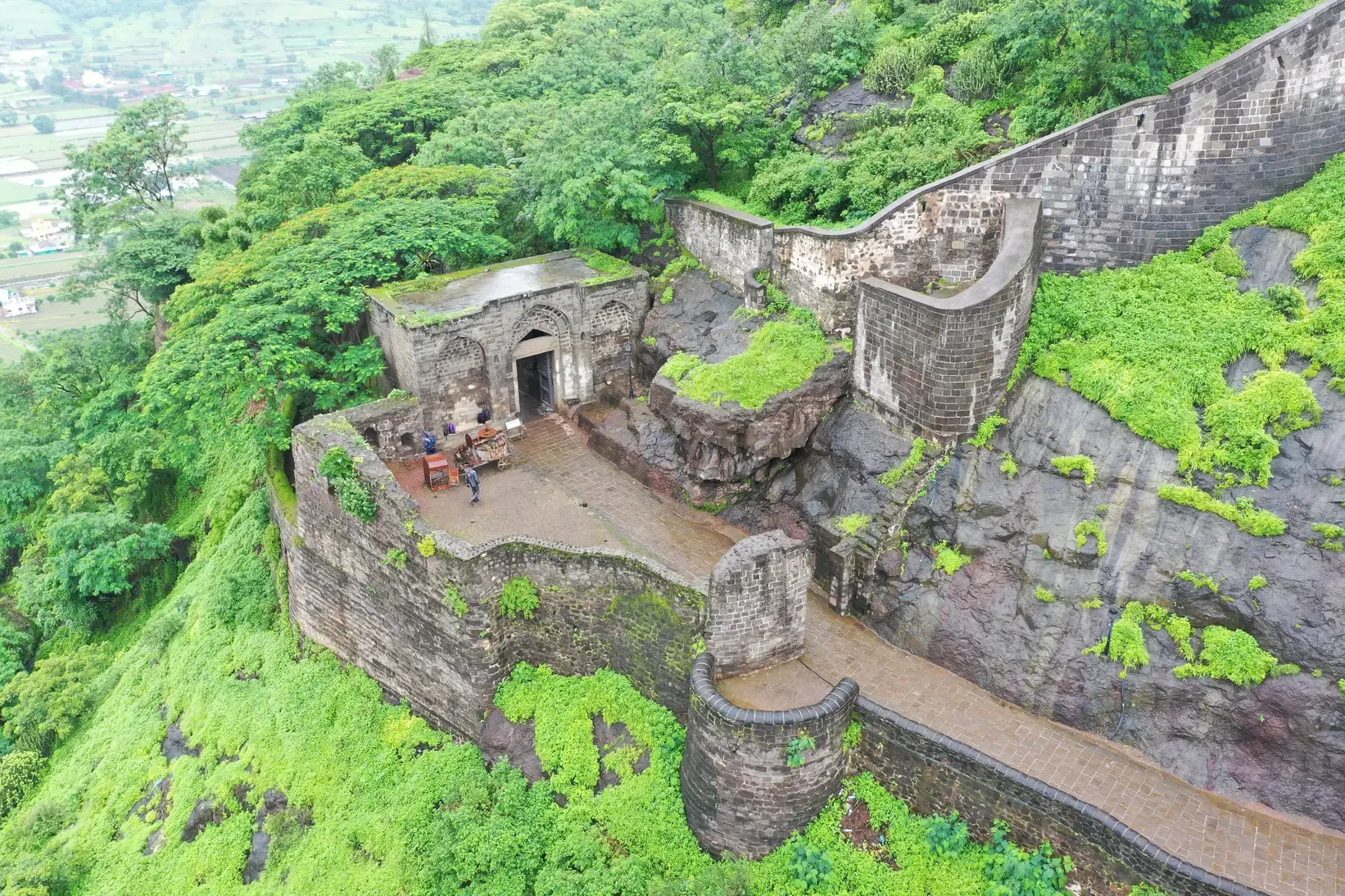 Shivneri Fort