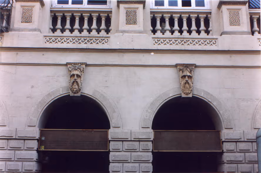 Urban Signage Control & Streetscape, Horniman Circle