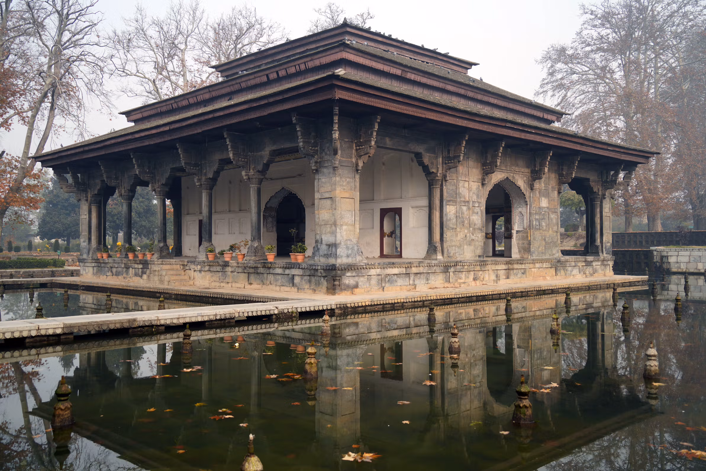 Shalimar Bagh, Srinagar